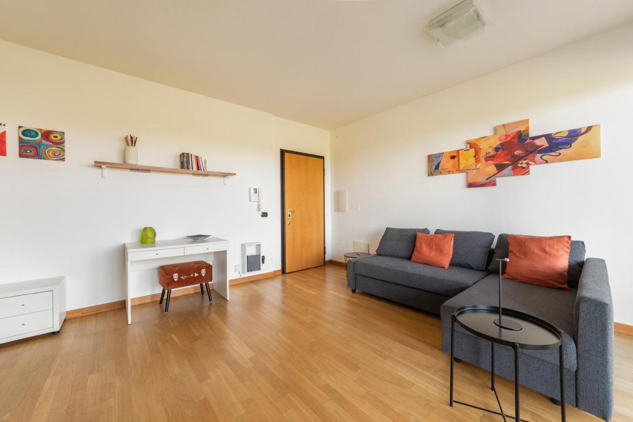 Milano Rogoredo Apt With Terrace! Appartamento Esterno foto