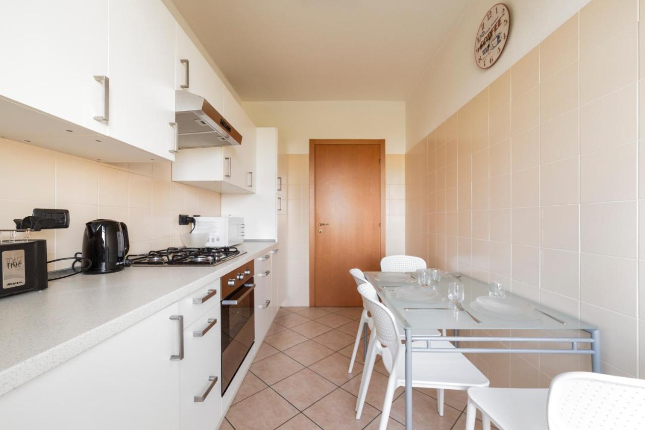 Milano Rogoredo Apt With Terrace! Appartamento Esterno foto