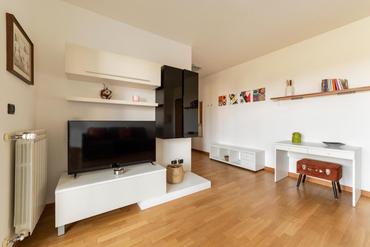 Milano Rogoredo Apt With Terrace! Appartamento Esterno foto