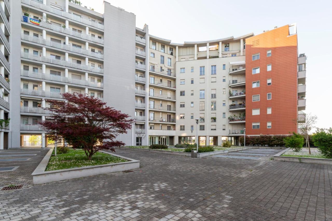 Milano Rogoredo Apt With Terrace! Appartamento Esterno foto